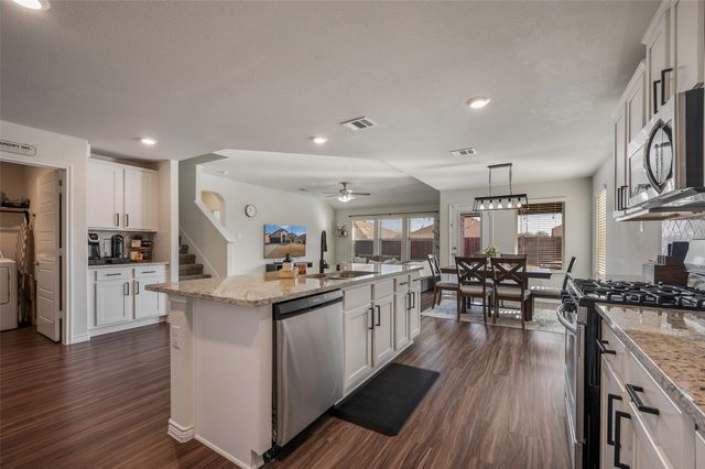 4008 Spur Trail Drive, Denton, TX 76208