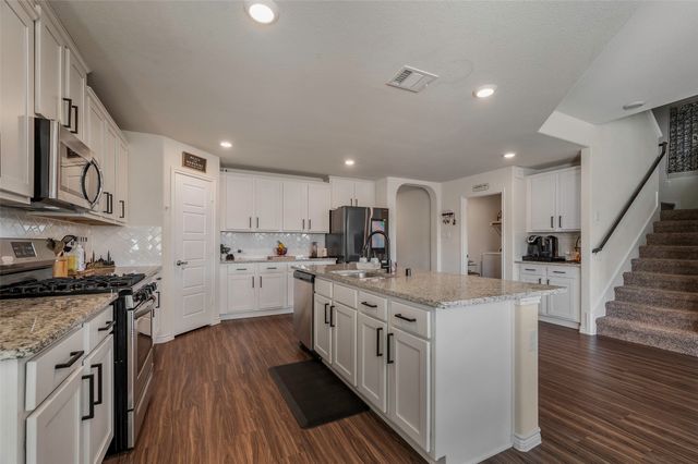 4008 Spur Trail Drive, Denton, TX 76208