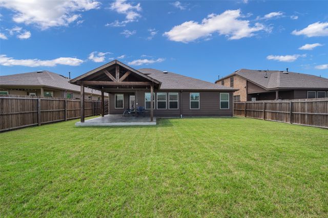 4008 Spur Trail Drive, Denton, TX 76208
