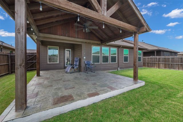 4008 Spur Trail Drive, Denton, TX 76208