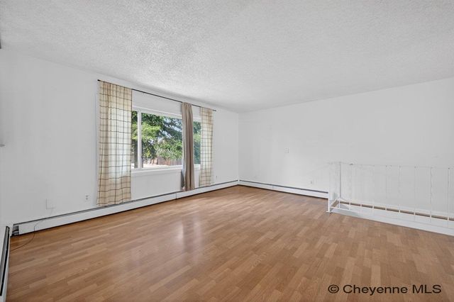 4400 EVERTON DR, Cheyenne, WY 82009