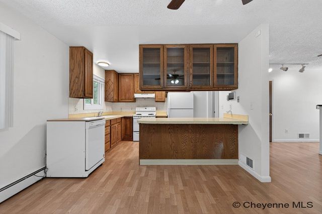 4400 EVERTON DR, Cheyenne, WY 82009