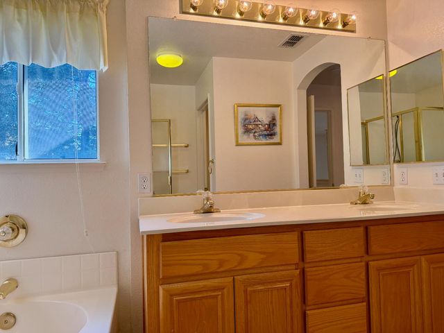 3769 Bridlewood Cir, Stockton, CA 95219