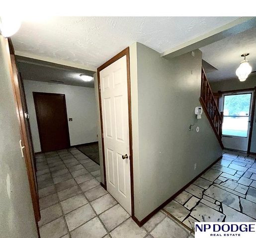 1205 Potter Road, Bellevue, NE 68005