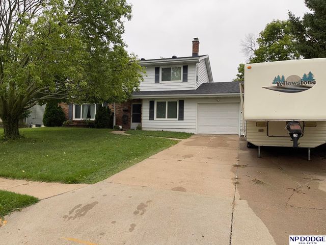 1205 Potter Road, Bellevue, NE 68005