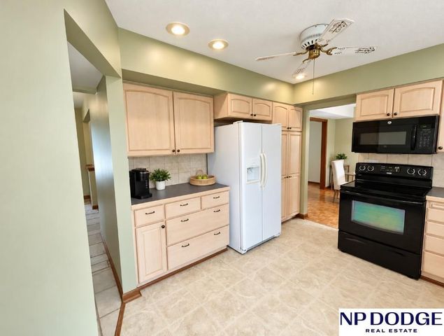 1205 Potter Road, Bellevue, NE 68005