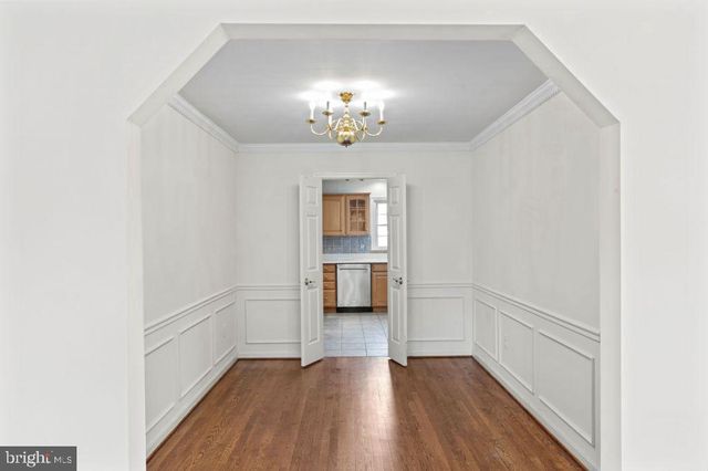 2851 YARN CT, Falls Church, VA 22042