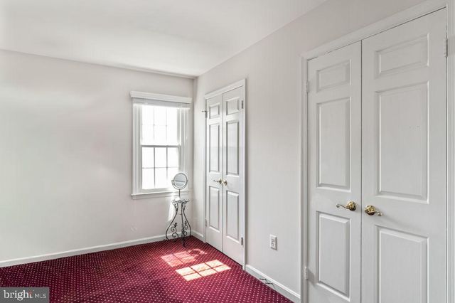 2851 YARN CT, Falls Church, VA 22042