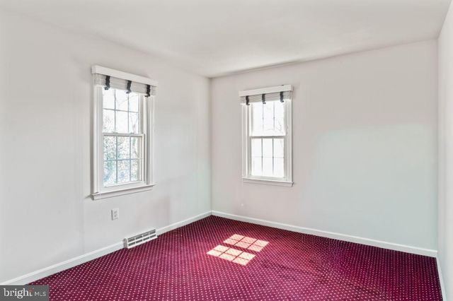 2851 YARN CT, Falls Church, VA 22042