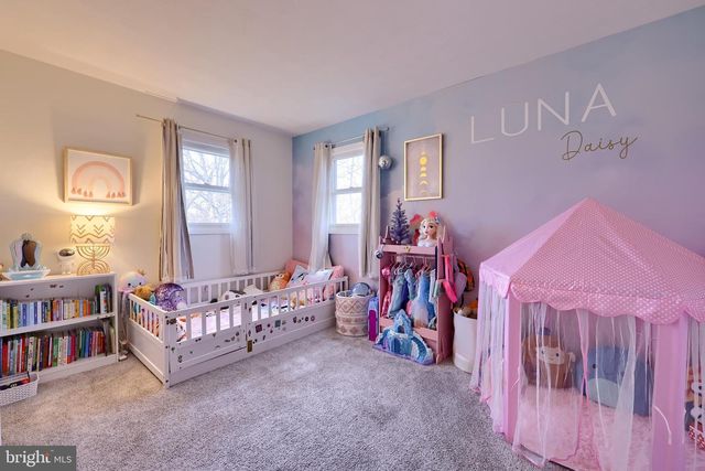 2110 VALLEY GREEN RD, Etters, PA 17319