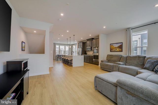 5615 ALPHA RIDGE AVE, Hyattsville, MD 20782