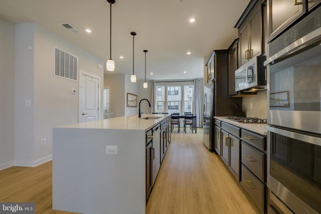 5615 ALPHA RIDGE AVE, Hyattsville, MD 20782