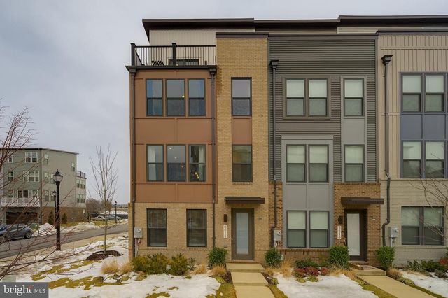 5615 ALPHA RIDGE AVE, Hyattsville, MD 20782