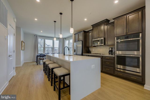 5615 ALPHA RIDGE AVE, Hyattsville, MD 20782