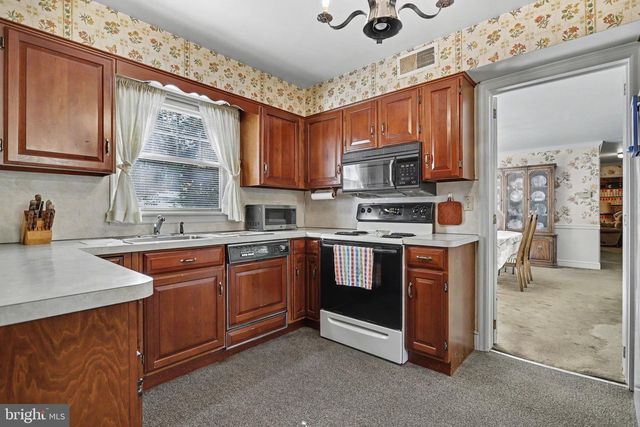 980 BROCKIE LN, York, PA 17403