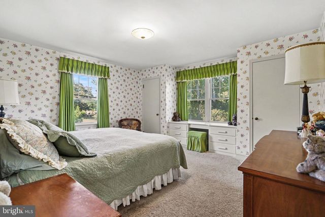 980 BROCKIE LN, York, PA 17403