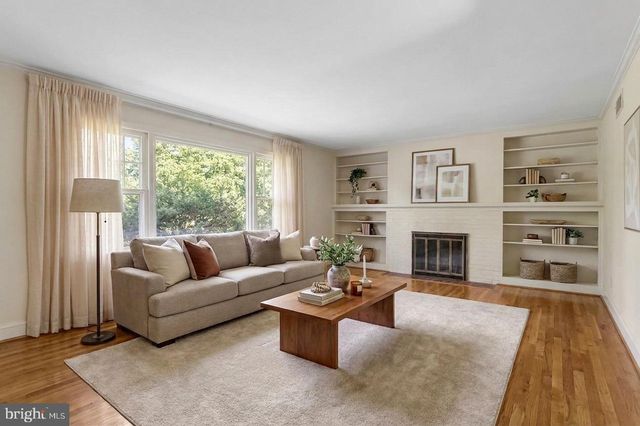 980 BROCKIE LN, York, PA 17403