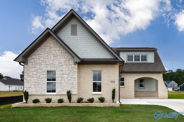 7918 Autumn Glen Drive, Owens Cross Roads, AL 35763