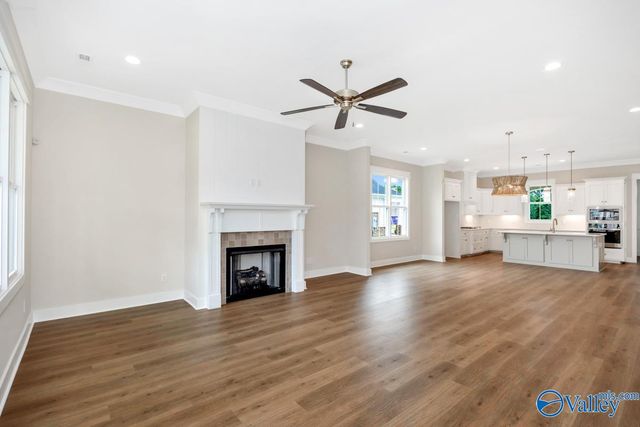 7918 Autumn Glen Drive, Owens Cross Roads, AL 35763