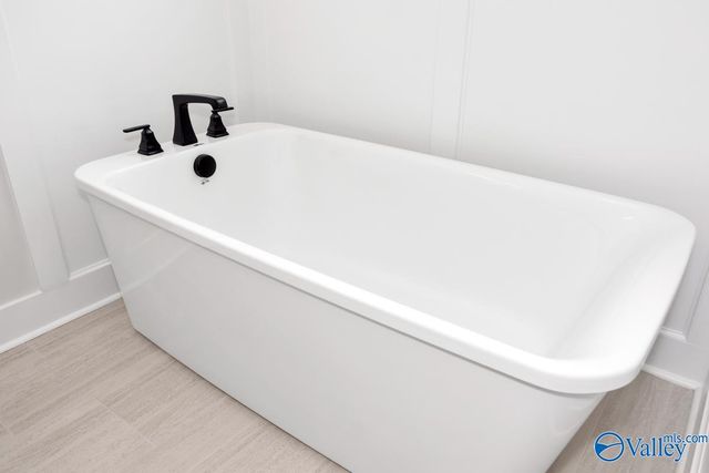 7918 Autumn Glen Drive, Owens Cross Roads, AL 35763