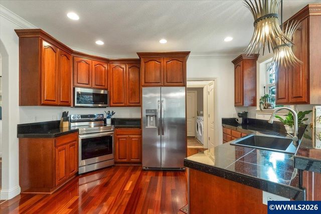 5985 Port Stewart Ct SE, Salem, OR 97306