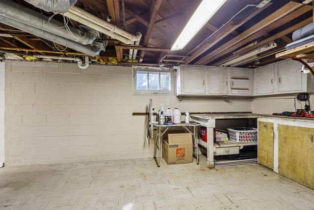2325 Coolidge AVENUE, Racine, WI 53403