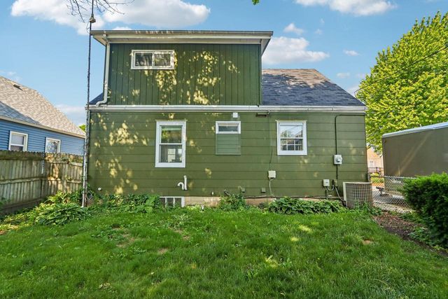 2325 Coolidge AVENUE, Racine, WI 53403