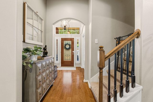 14 Taupewood Place, The Woodlands, TX 77384