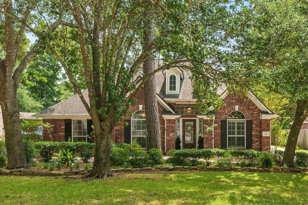 14 Taupewood Place, The Woodlands, TX 77384