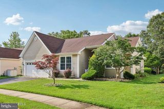 3 MISTY LAKE CT, Barnegat, NJ 08005