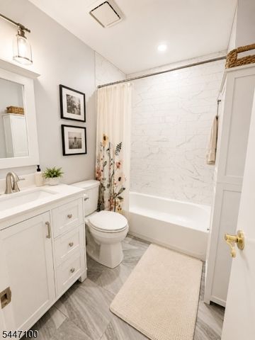273 Abbey Dr, Franklin Twp., NJ 08873
