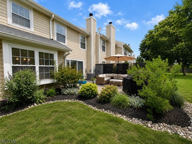 273 Abbey Dr, Franklin Twp., NJ 08873