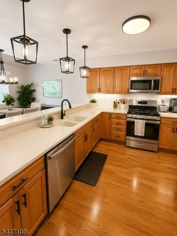 273 Abbey Dr, Franklin Twp., NJ 08873