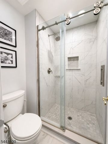 273 Abbey Dr, Franklin Twp., NJ 08873