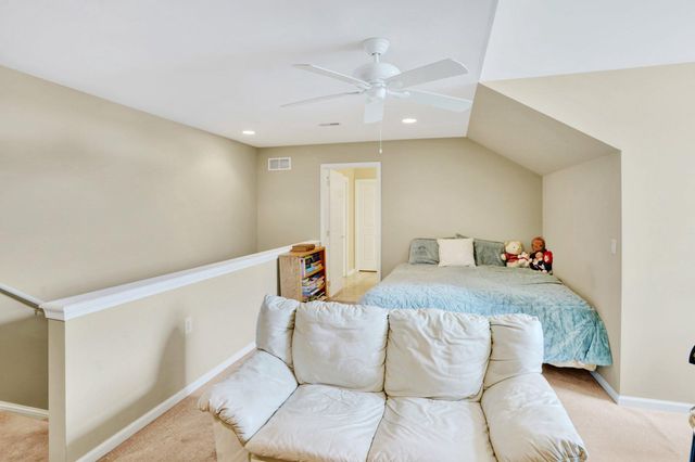 203 FAIRWAY DR, Warminster, PA 18974