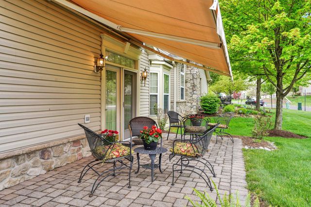 203 FAIRWAY DR, Warminster, PA 18974
