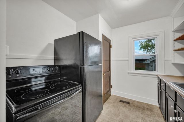 3622 N MISSOURI Avenue, Peoria, IL 61603