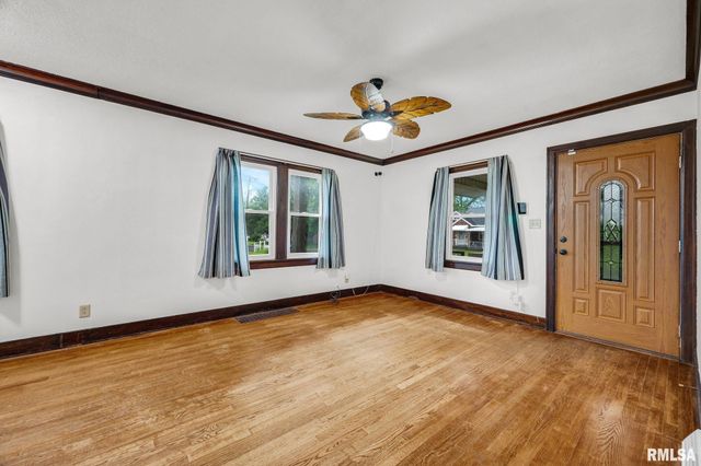 3622 N MISSOURI Avenue, Peoria, IL 61603