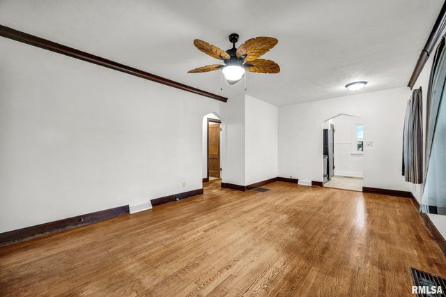 3622 N MISSOURI Avenue, Peoria, IL 61603