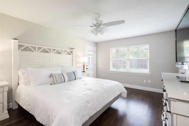 3867 Beutel Court, Dallas, TX 75229