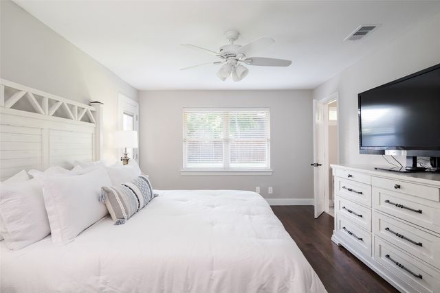 3867 Beutel Court, Dallas, TX 75229