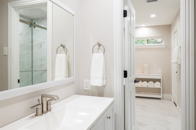 3867 Beutel Court, Dallas, TX 75229