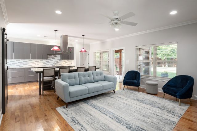 3867 Beutel Court, Dallas, TX 75229