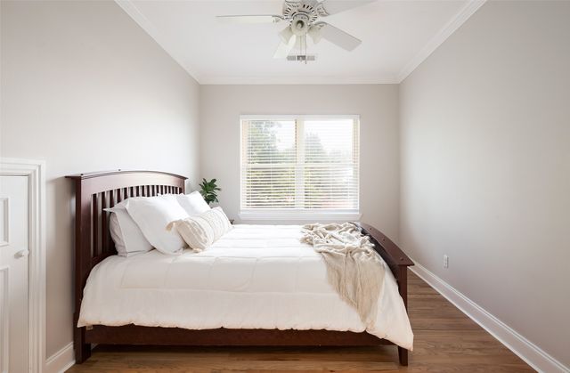 3867 Beutel Court, Dallas, TX 75229