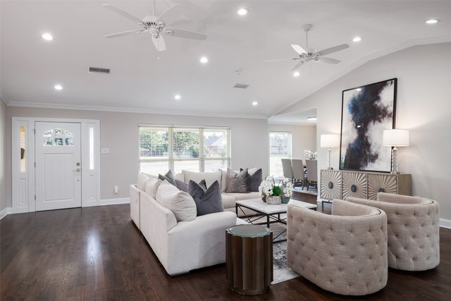 3867 Beutel Court, Dallas, TX 75229