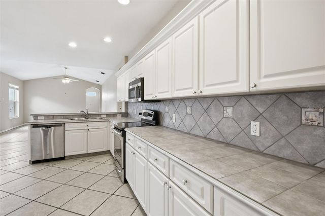 16825 HARRIERRIDGE PLACE, Lithia, FL 33547