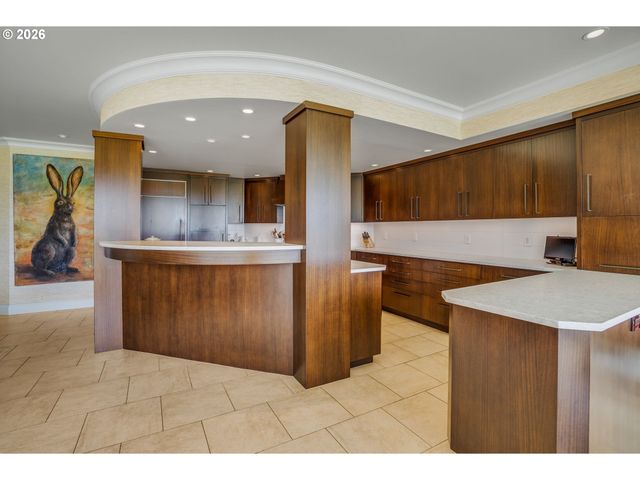 5615 Se SCENIC Ln 201, Vancouver, WA 98661