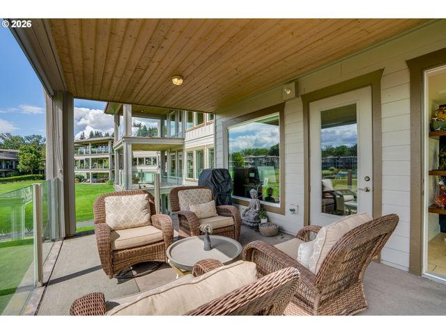 5615 Se SCENIC Ln 201, Vancouver, WA 98661