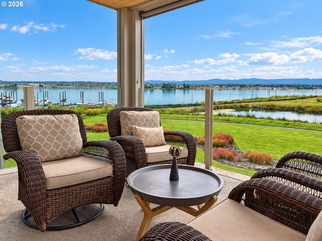 5615 Se SCENIC Ln 201, Vancouver, WA 98661