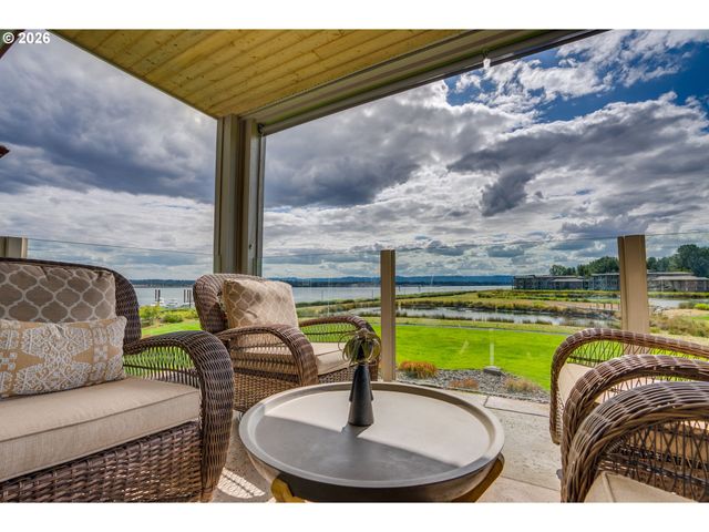 5615 Se SCENIC Ln 201, Vancouver, WA 98661